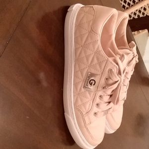 Light pink women Guess shoes